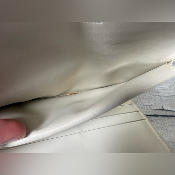 Louis Vuitton Portefeuille Sarah Long Bifold Wallet monogram Vernis leather - Picture 15 of 16